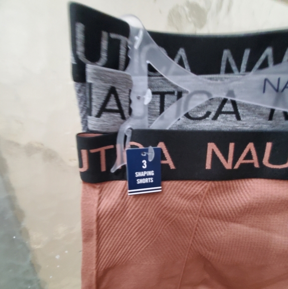 NWT Nautica Intimate 3PK Seamless Shaping Shorts;M Size; Tummy Taming Panel $35. - Picture 8 of 10